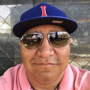 Meet your Posher, Leo